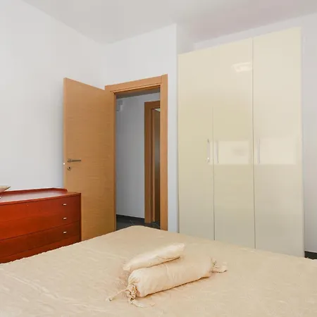 4 Bedroom Amazing In Kaukana Σπίτι διακοπών Villaggio Azzurro
