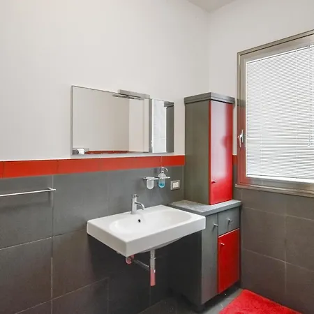 4 Bedroom Amazing In Kaukana Villaggio Azzurro